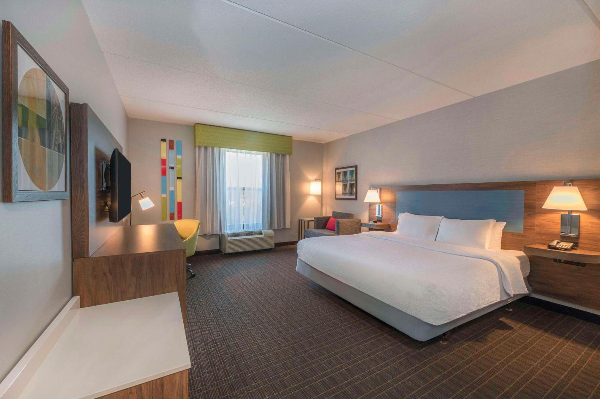 Hampton Inn & Suites Бёрлингтон Экстерьер фото